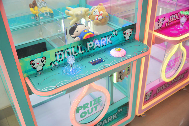 Coin operated indoor amusement park crane Plush toy catch gifts arcade Doll claw machine