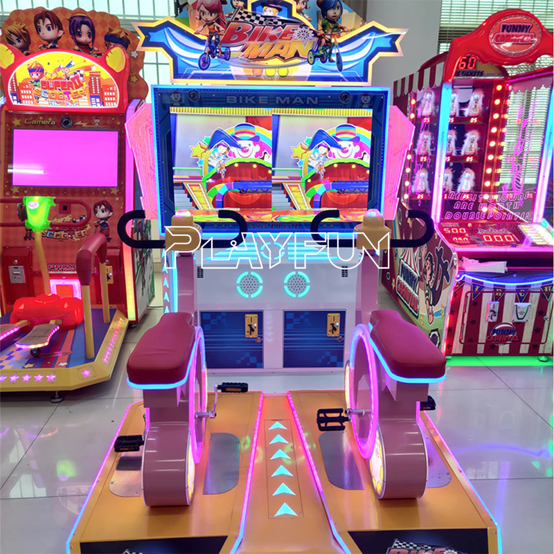 Innen-Münzen-Betriebenes Spiel 47 Zoll Super 2 Spieler Link Roller Bike Ticket-Auflösung Spiel Arcade Rennmaschine für Kind