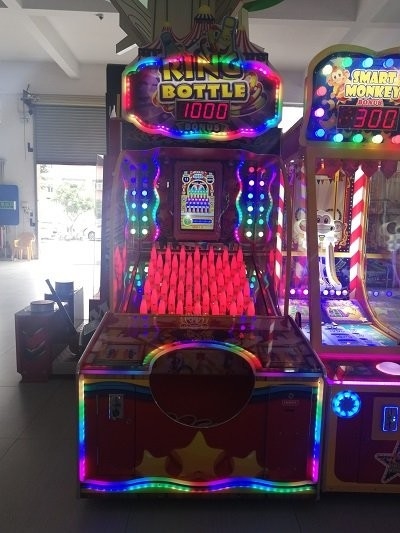 Hot sale china manufacturer Light-up Ring  Toss  bottle coin-op  arcade tickets redemption lottery carnival game