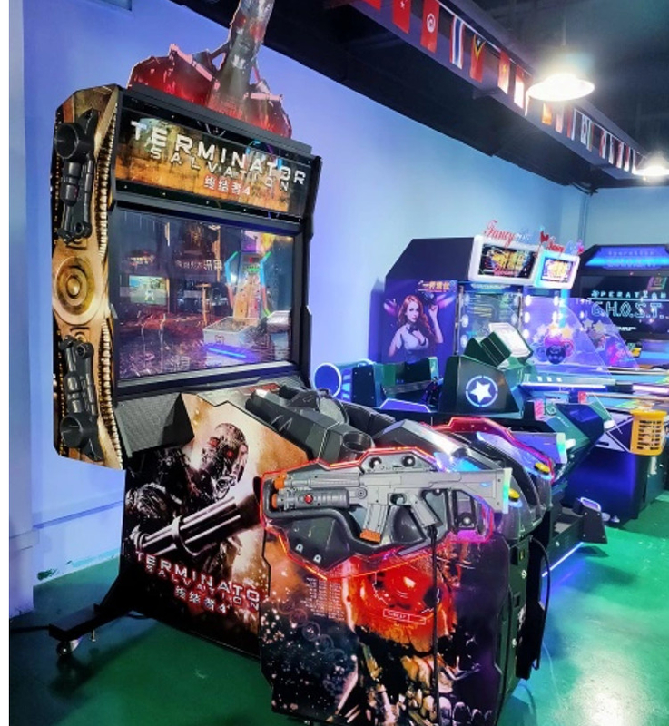 Arcade coin operated 42 Inch Gun shooting simulator Terminator video game machine