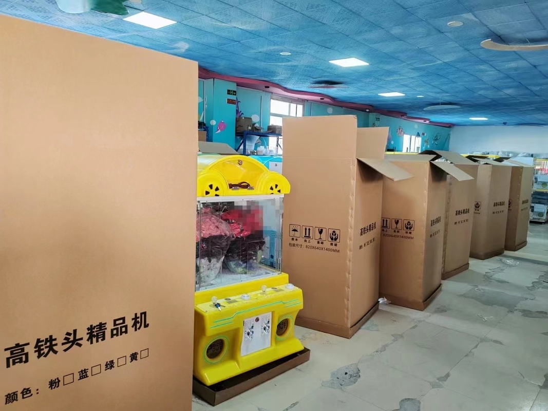 Amusement Park Coin Operated Game Small Toy Mini Claw Clip Clamp Prize Gift Vending Arcade Machine