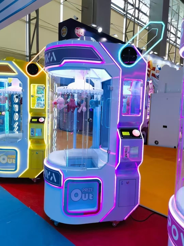 Coin Operated Prize Gift Game Machine Lucky Clip Machine 2 Players Arcade Game Vending Gift Machine For Sale