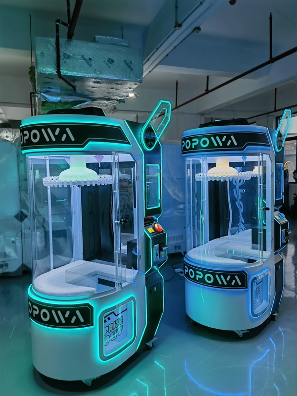 Coin Operated Prize Gift Game Machine Lucky Clip Machine 2 Players Arcade Game Vending Gift Machine For Sale