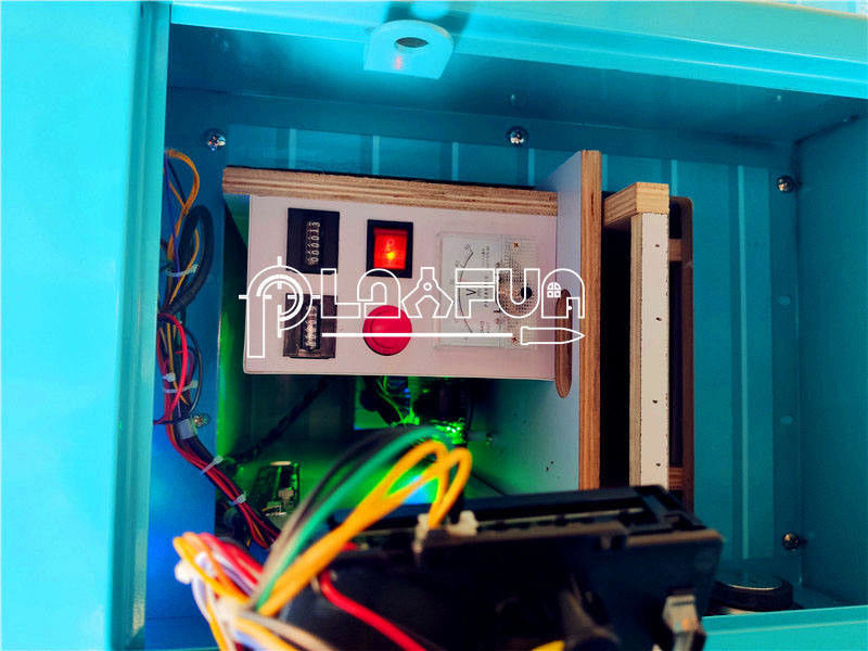 Playfun Hot Sale Indoor Coin Operated Popular Crane Toy Vending Claw Machine Plush Dolls Crane Claw Machine for Shopping Center