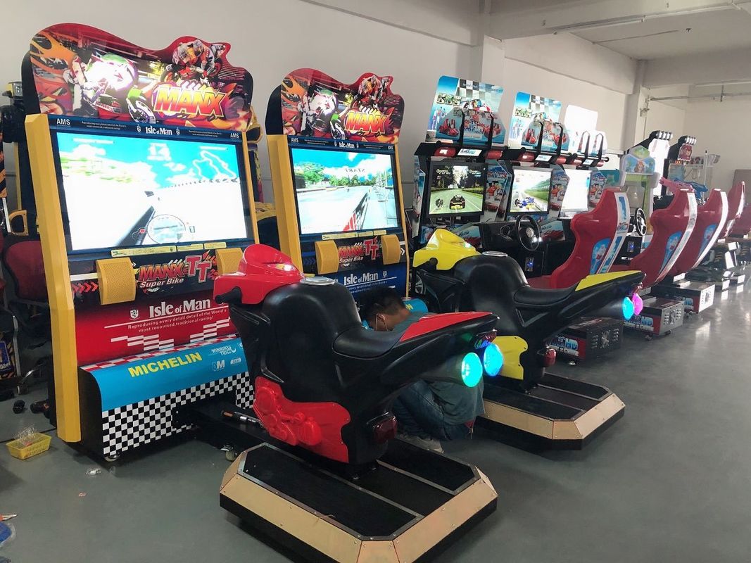 Indoor-Spielplatz Commercial Game Park Indien 32 LED Maxx TT Einzel Twin Bike Fahrmaschine Auto Rennspiel Simulator