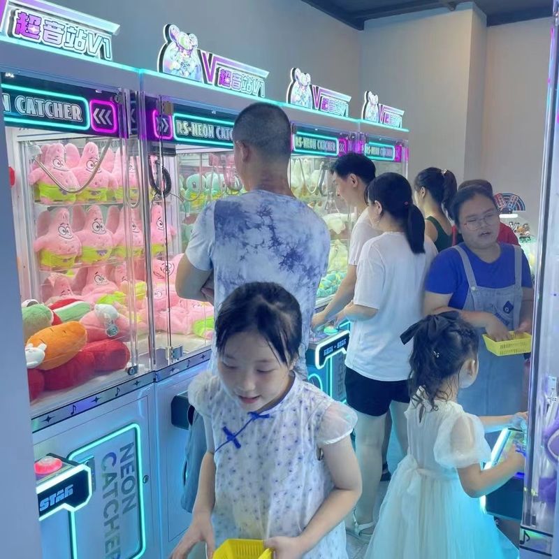 Playfun Hot Sale Coin-Operated Lucky Star Neon Catcher Metal Cabinet Gift Toys Grabber Crane Claw Arcade Game Machine