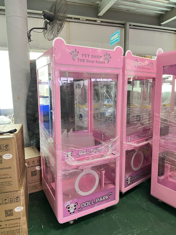 Hot Brazil Black Prize Machines 710 mm Custom Doll Claw Machine 4 Side Transparent Claw Crane Machine
