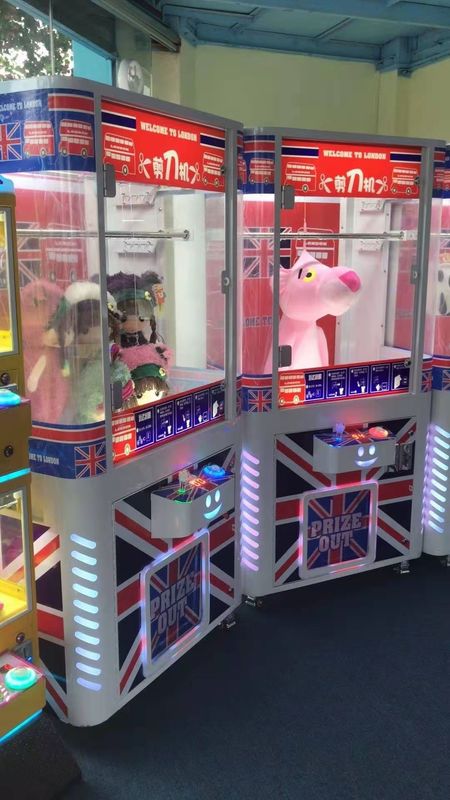 PlayFun Custom Made England Style Cut Ur Prize Arcade Coin-Op Operated Prize Vending Toys Gifts Scissors Cutting Machine