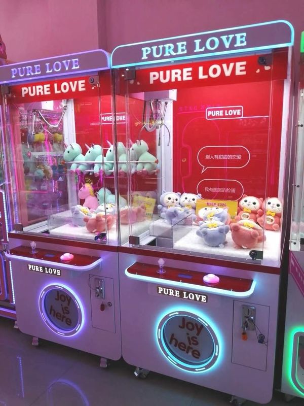 Customized Win Every Time Vending  Adjustable DIY Football Coin Bill Cheap Stuffed Toy  Doll  Claw Game Machine